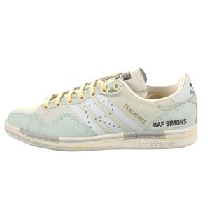 Raf Simons × adidas
Peach Stan Smith Sneakers
Size: 7